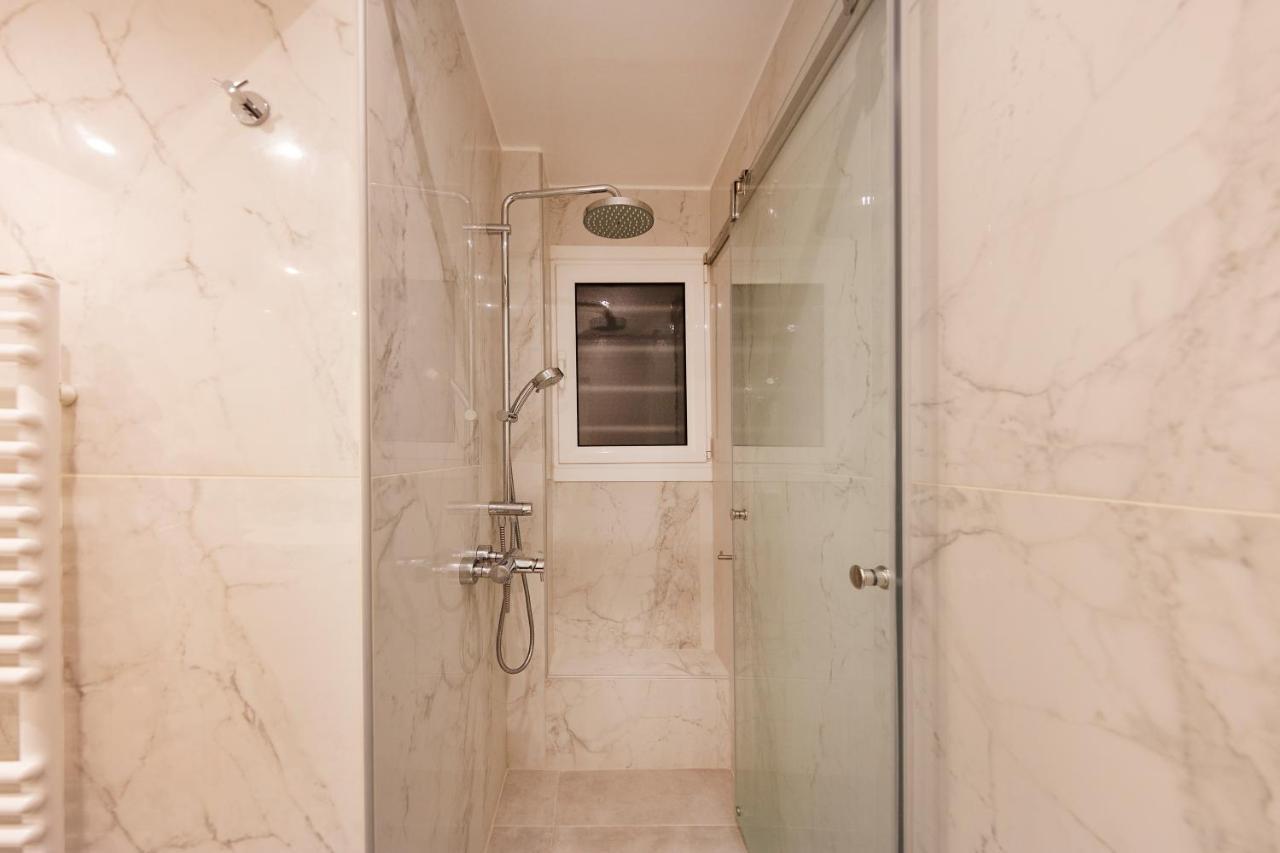 Kolonaki Lux Apartment By Gianttrip Athens Exterior photo